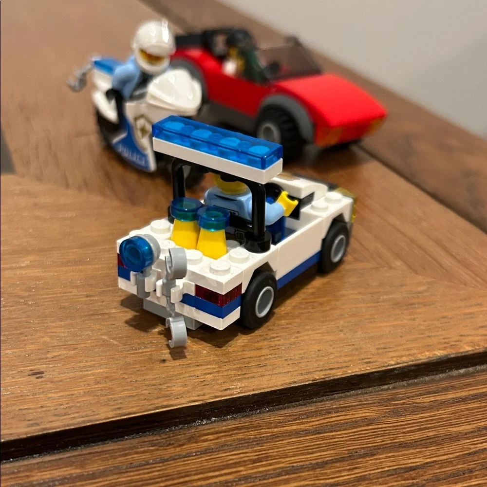3 Lego sets: 60392+ 60399 + 30352 all retired - Picture 10 of 11